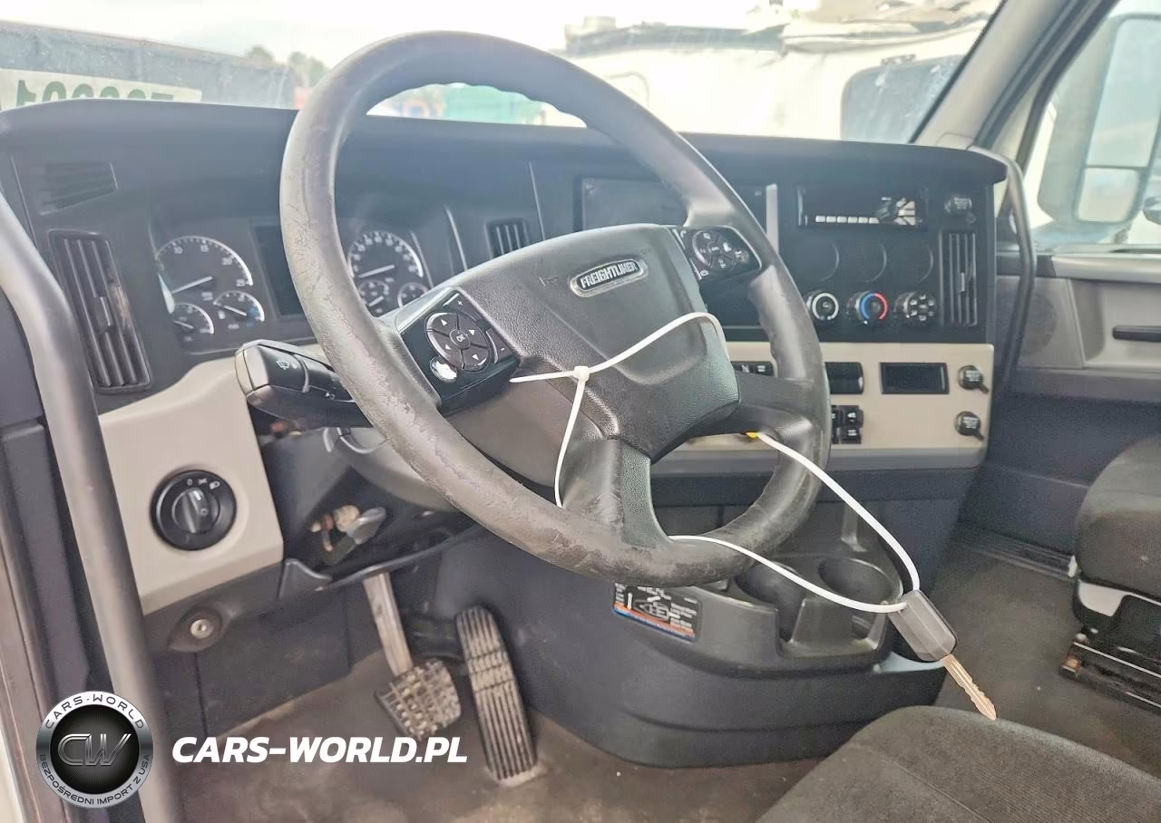2020 Freightliner Cascadia 126 VIN:1FUJHHDRXLLLL3063 - 8