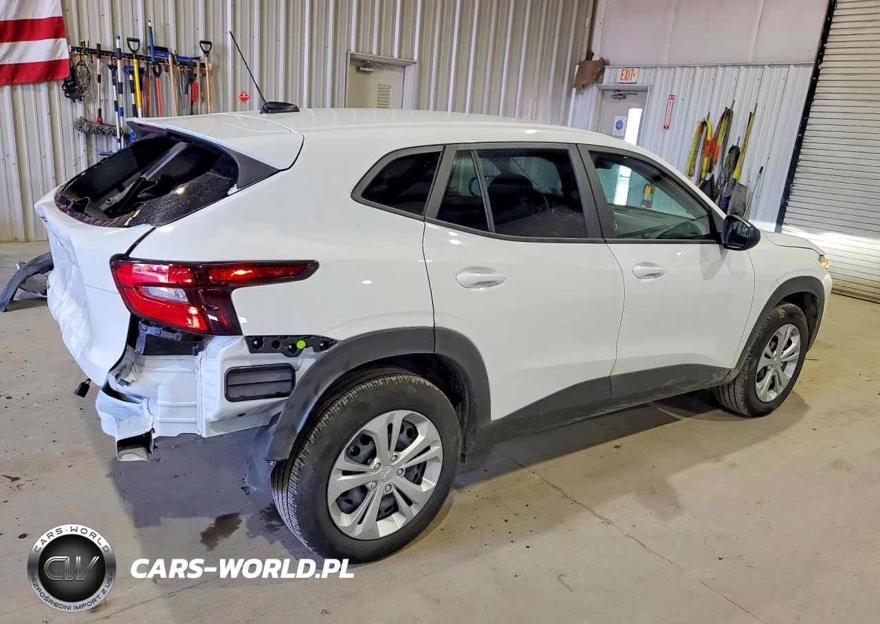 2026 Chevrolet Trax Ls VIN:KL77LFEP7TC094313 - 3