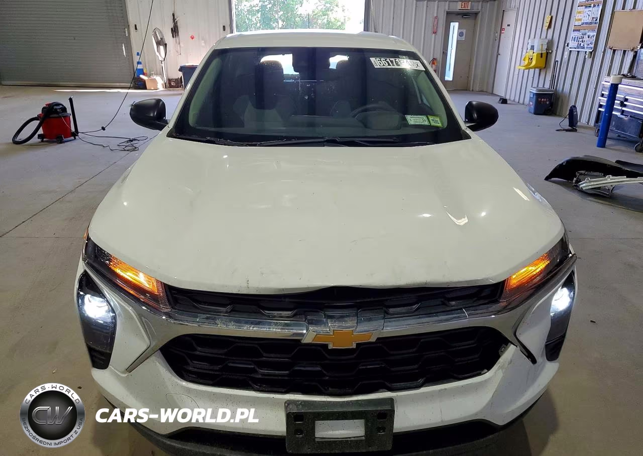 2026 Chevrolet Trax Ls VIN:KL77LFEP7TC094313 - 5