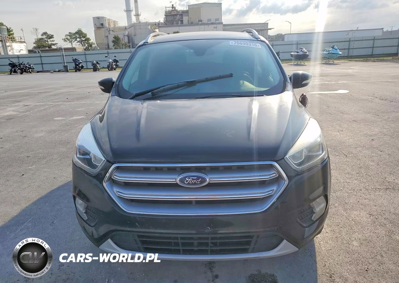 2017 Ford Escape Titanium VIN:1FMCU9JD8HUC89734 - 5