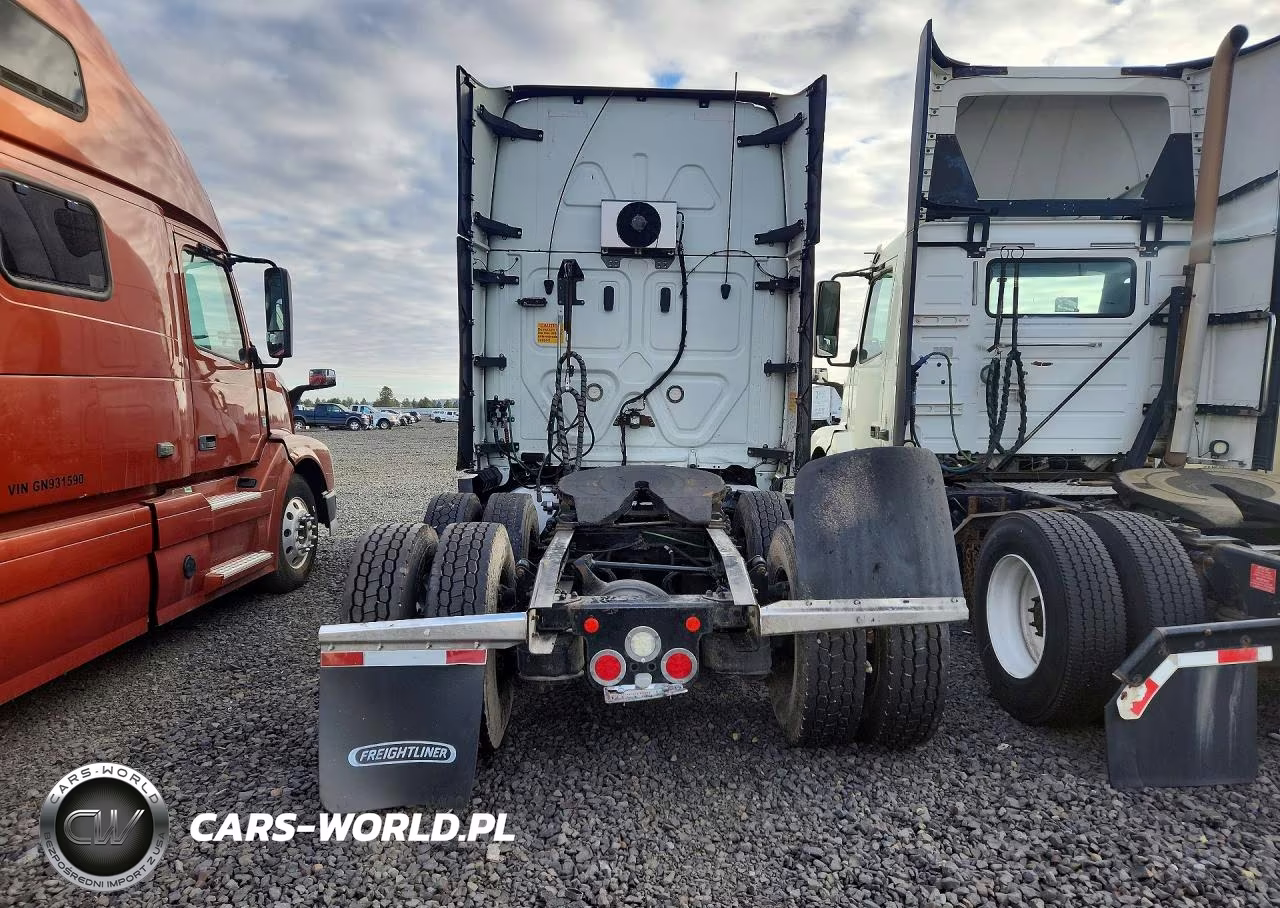 2020 Freightliner Cascadia 126 Semi Truck VIN:3AKJHHDR3LSLK2765 - 6