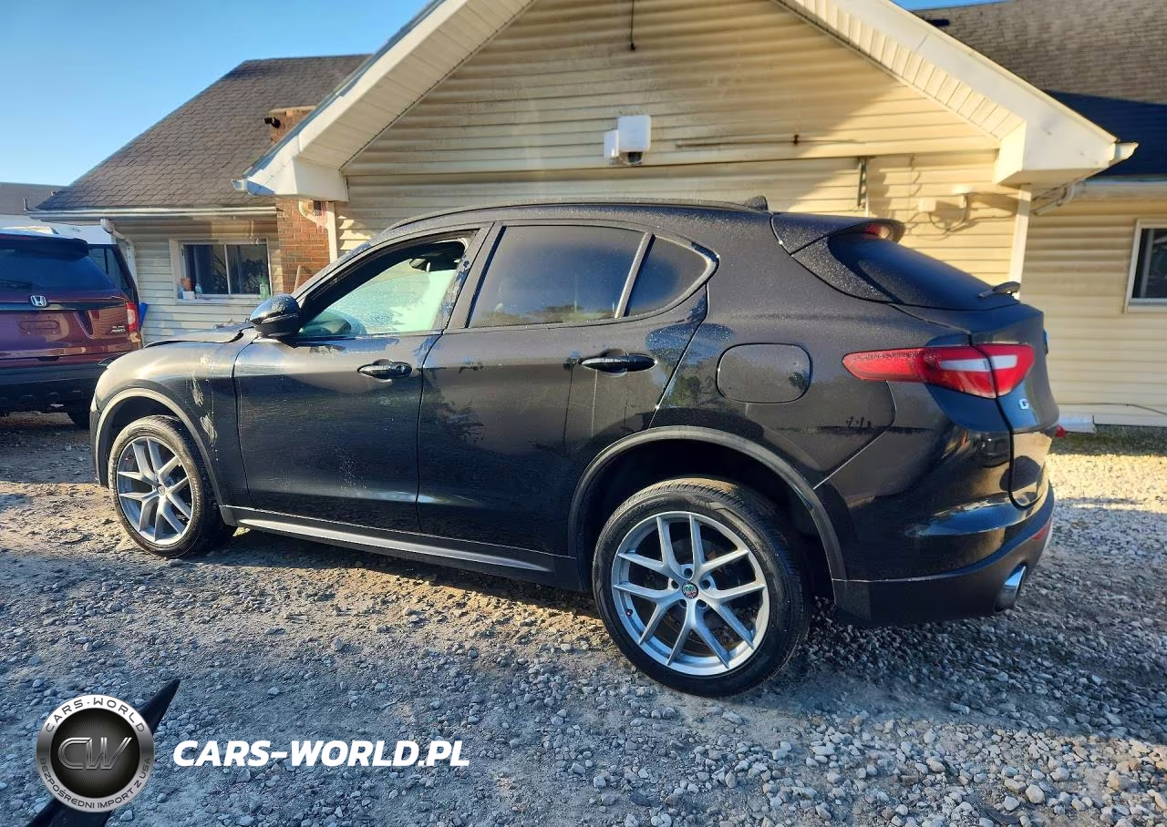2018 Alfa Romeo Stelvio Ti Sport VIN:ZASFAKNN8J7B86202 - 2