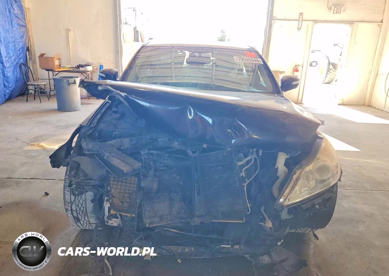 2009 Hyundai Genesis 3.8L VIN:KMHGC46E69U038964 - 5