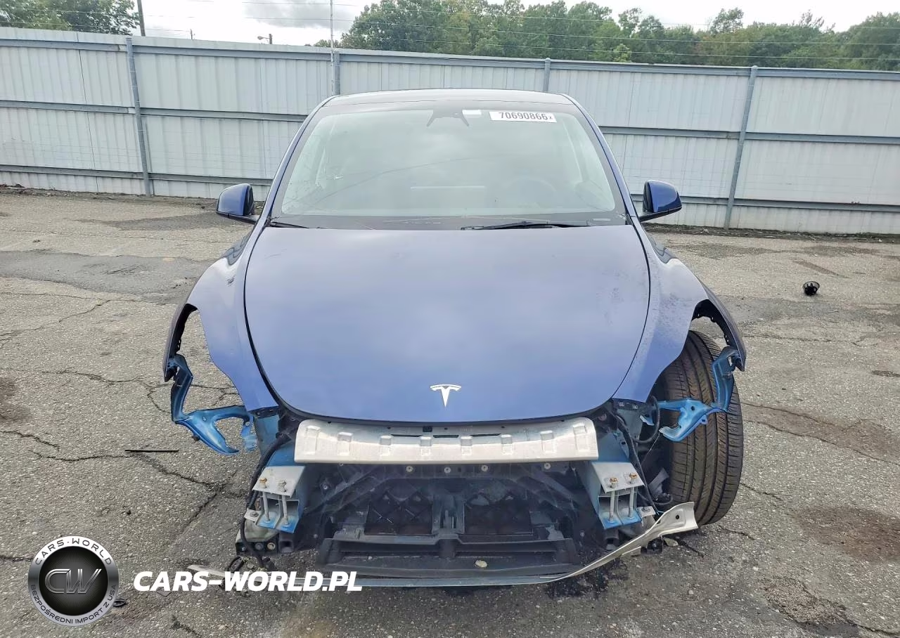 2022 Tesla Model Y VIN:7SAYGDEF7NF514054 - 5