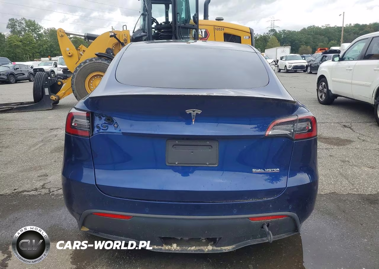 2022 Tesla Model Y VIN:7SAYGDEF7NF514054 - 6