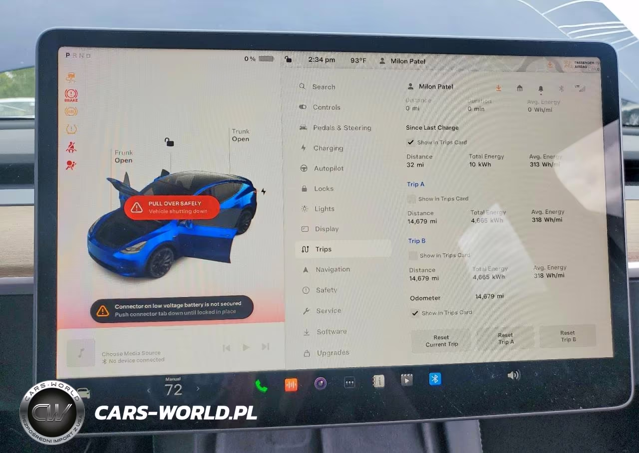 2022 Tesla Model Y VIN:7SAYGDEF7NF514054 - 9