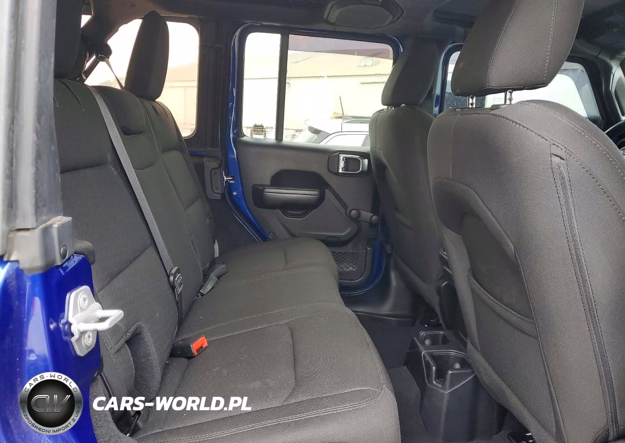 2019 Jeep Wrangler Unlimited Sport VIN:1C4HJXDG1KW690812 - 10