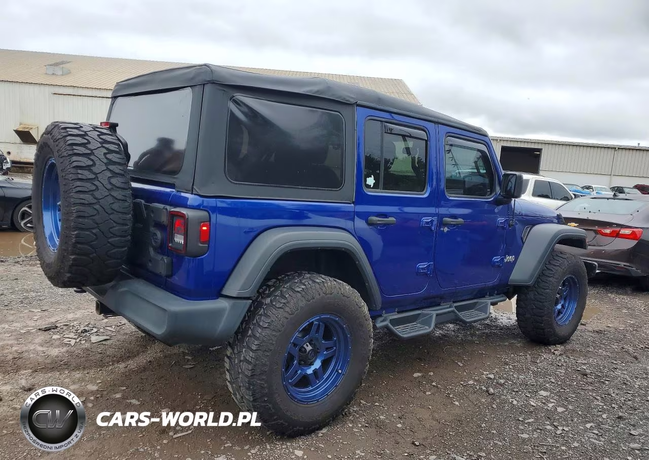 2019 Jeep Wrangler Unlimited Sport VIN:1C4HJXDG1KW690812 - 3