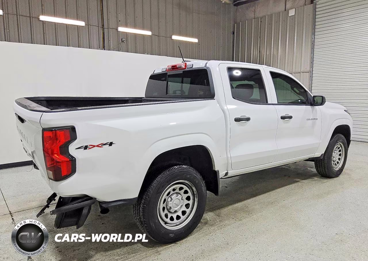 2023 Chevrolet Colorado VIN:1GCPTBEK3P1215016 - 3