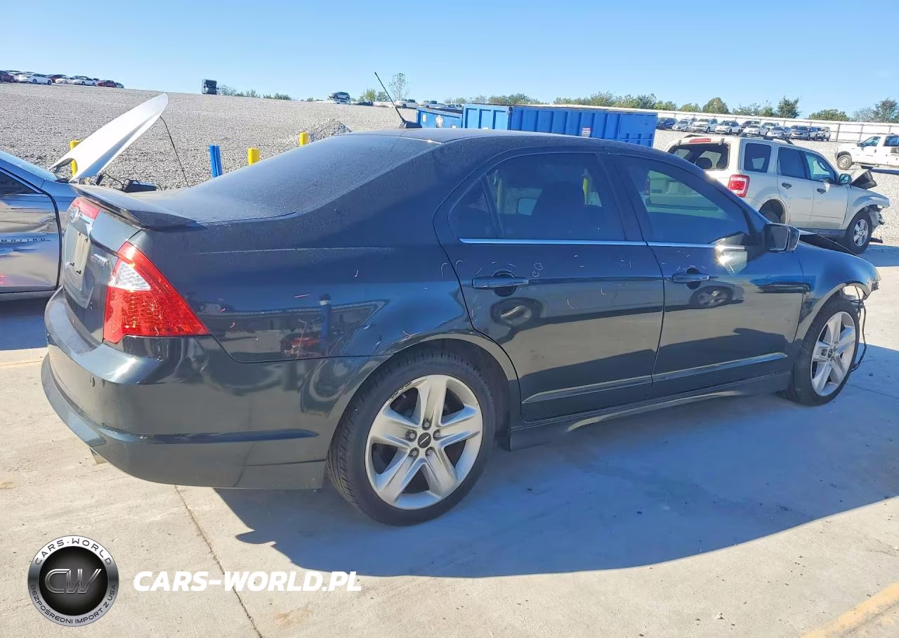 2010 Ford Fusion Sport VIN:3FAHP0KC2AR401479 - 3