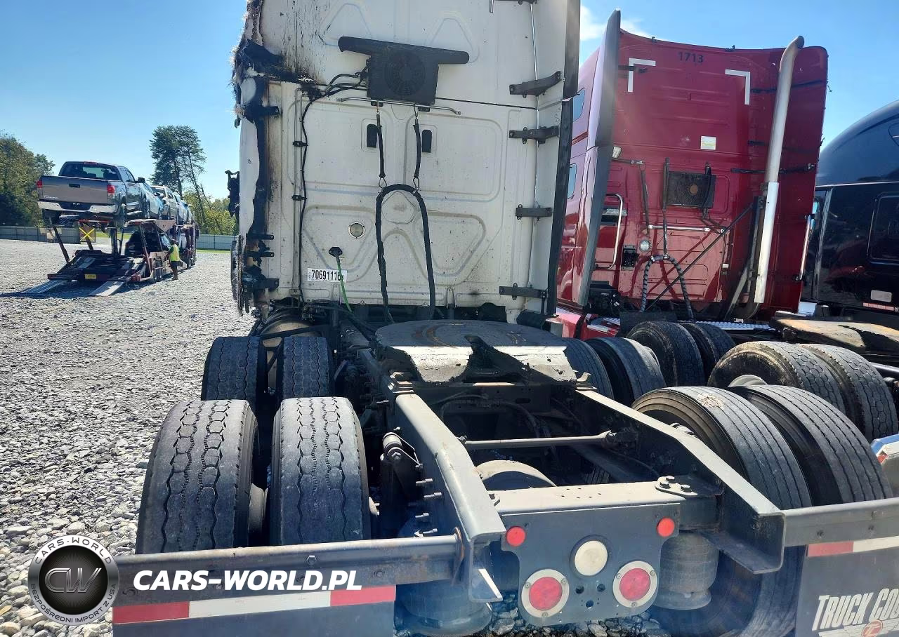 2019 Freightliner Cascadia 125 Semi Truck VIN:1FUJGLDR2KLKD8464 - 6