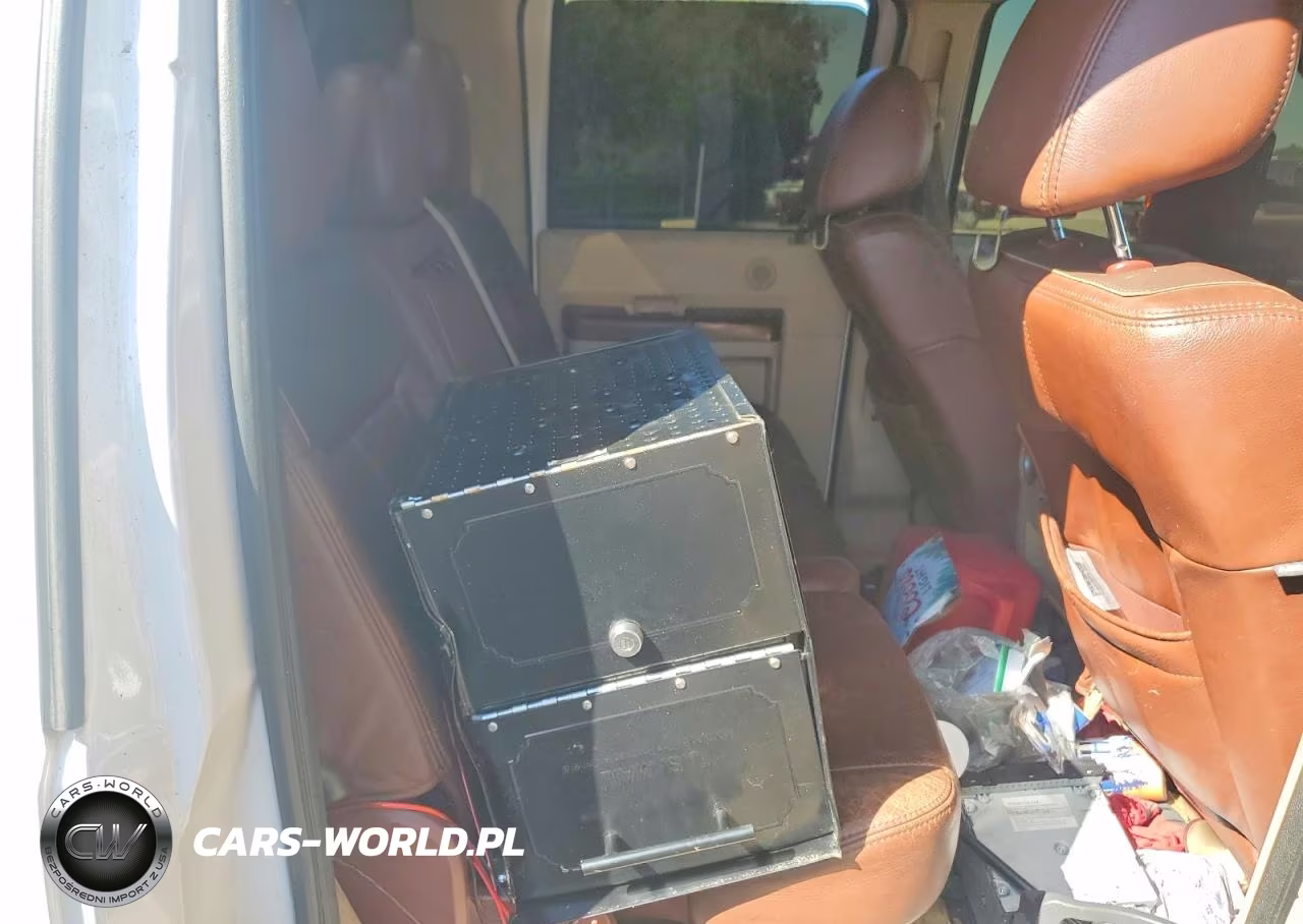 2011 Ford F350 Super Duty VIN:1FT8W3DT6BEB12394 - 10