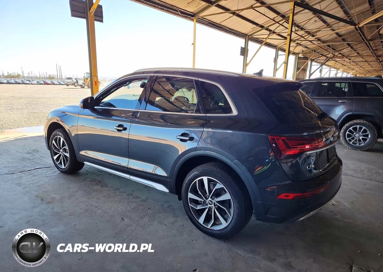 2021 Audi Q5 Premium VIN:WA1AAAFY0M2004879 - 2