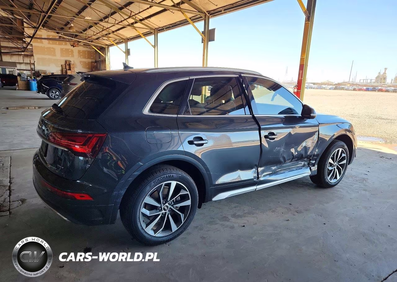 2021 Audi Q5 Premium VIN:WA1AAAFY0M2004879 - 3