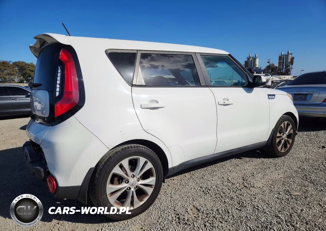 2015 Kia Soul + VIN:KNDJP3A58F7146870 - 3