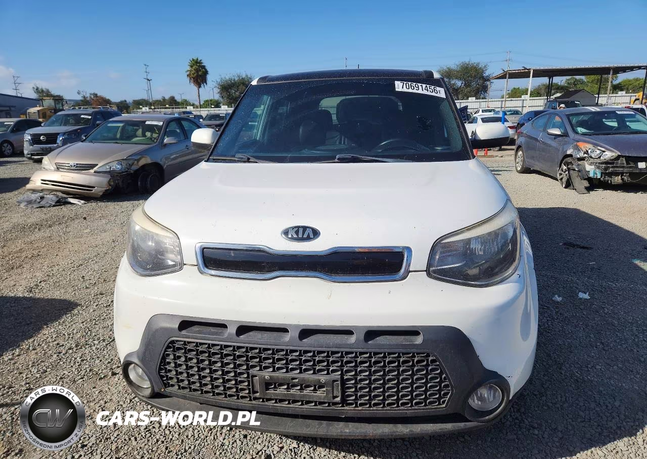 2015 Kia Soul + VIN:KNDJP3A58F7146870 - 5