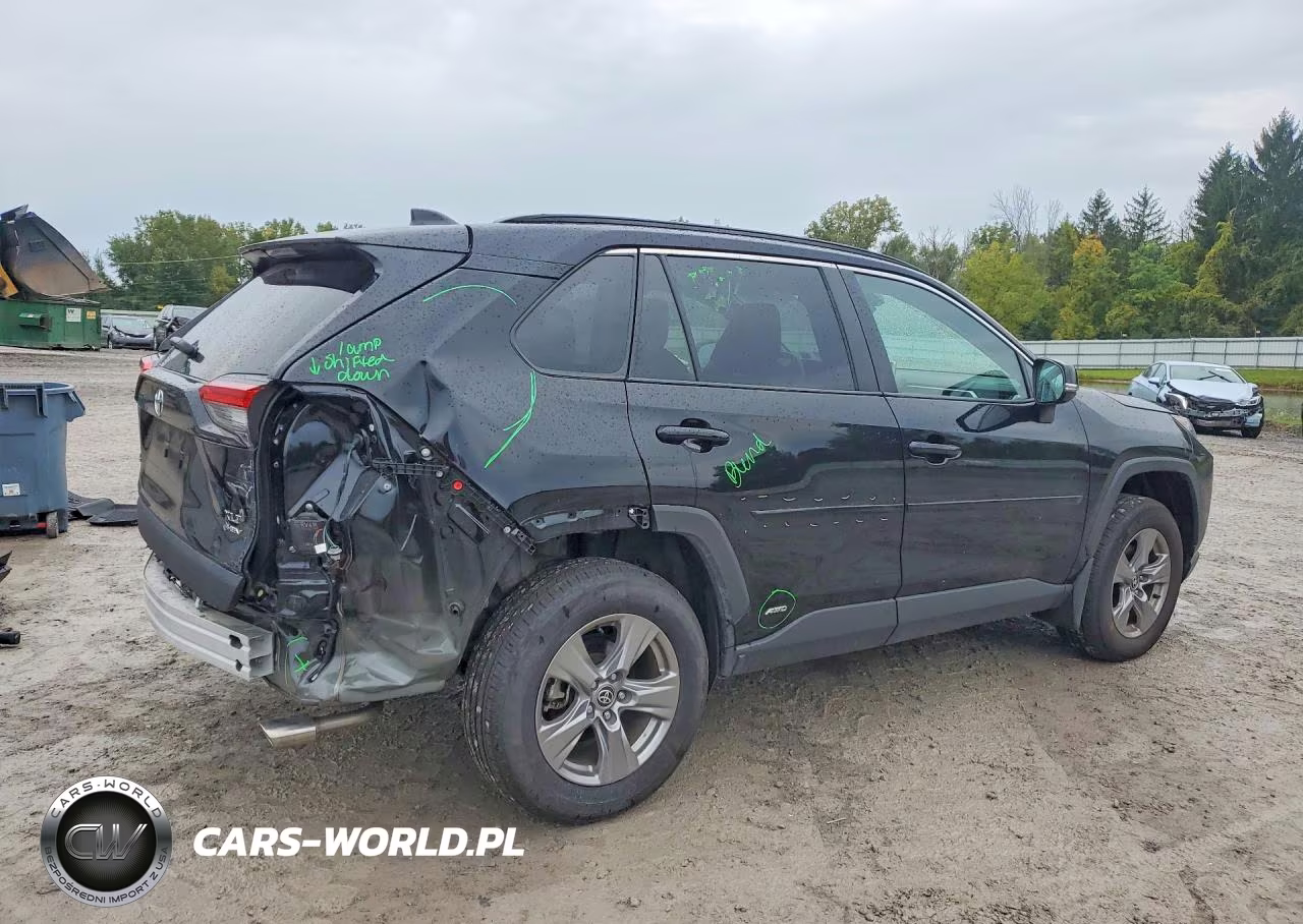 2025 Toyota Rav4 Hybrid Xle VIN:2T3RWRFV3SW265670 - 3