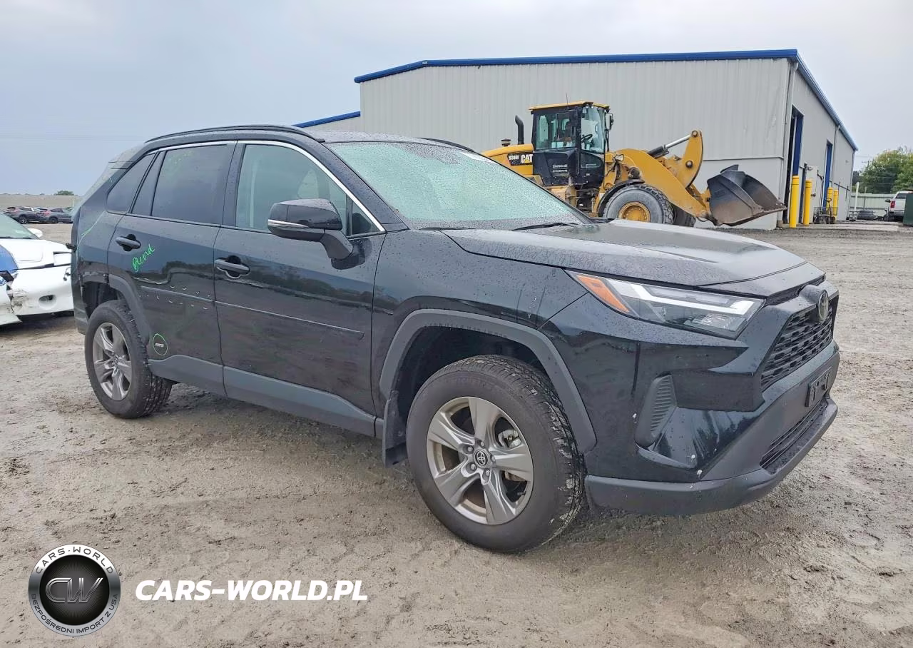 2025 Toyota Rav4 Hybrid Xle VIN:2T3RWRFV3SW265670 - 4