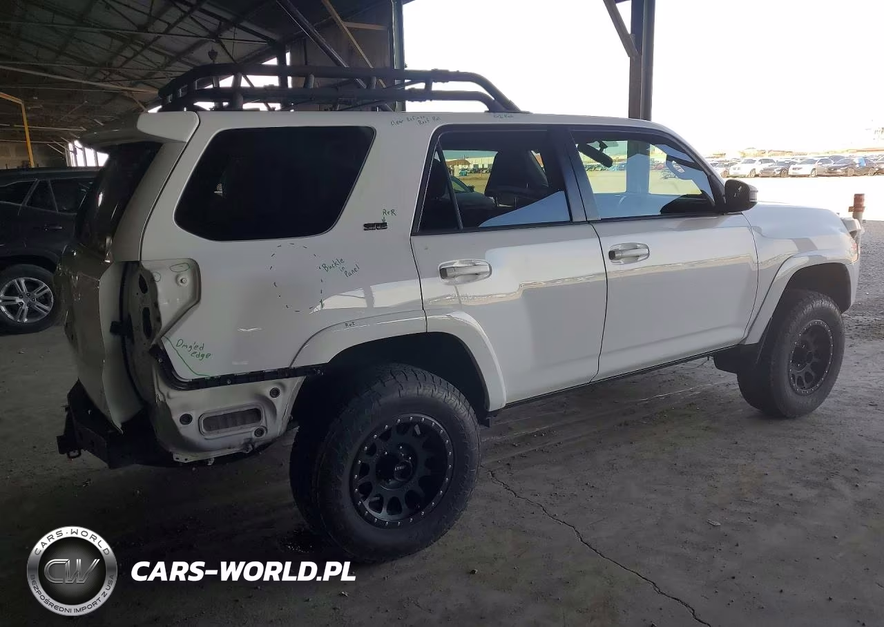 2017 Toyota 4Runner Sr5 VIN:JTEBU5JR2H5439623 - 3