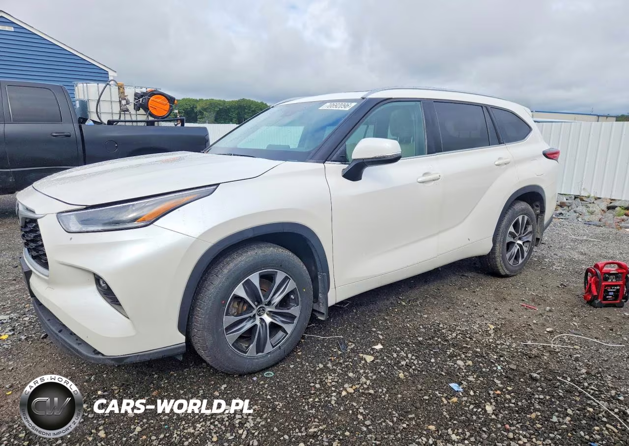 2021 Toyota Highlander Xle – zdjęcie 1 z 13