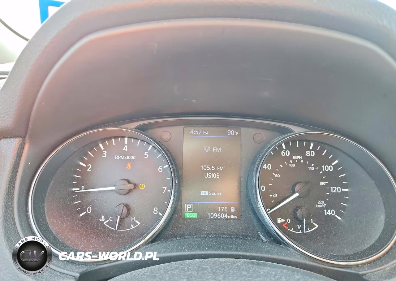 2018 Nissan Rogue Sv VIN:5N1AT2MT7JC746596 - 9