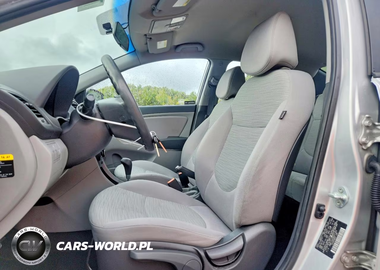 2016 Hyundai Accent Se VIN:KMHCT4AE8GU971462 - 7