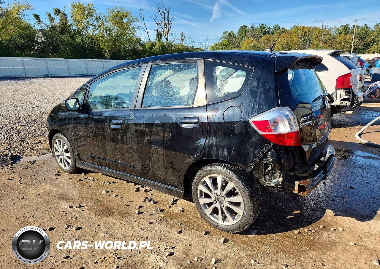 2013 Honda Fit Sport VIN:JHMGE8H53DC039294 - 2