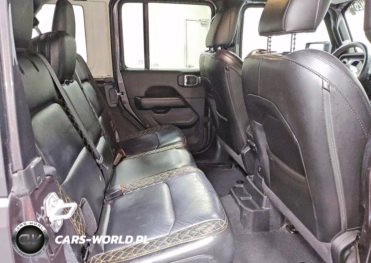 2021 Jeep Wrangler Unlimited Sahara VIN:1C4HJXEM2MW766741 - 11
