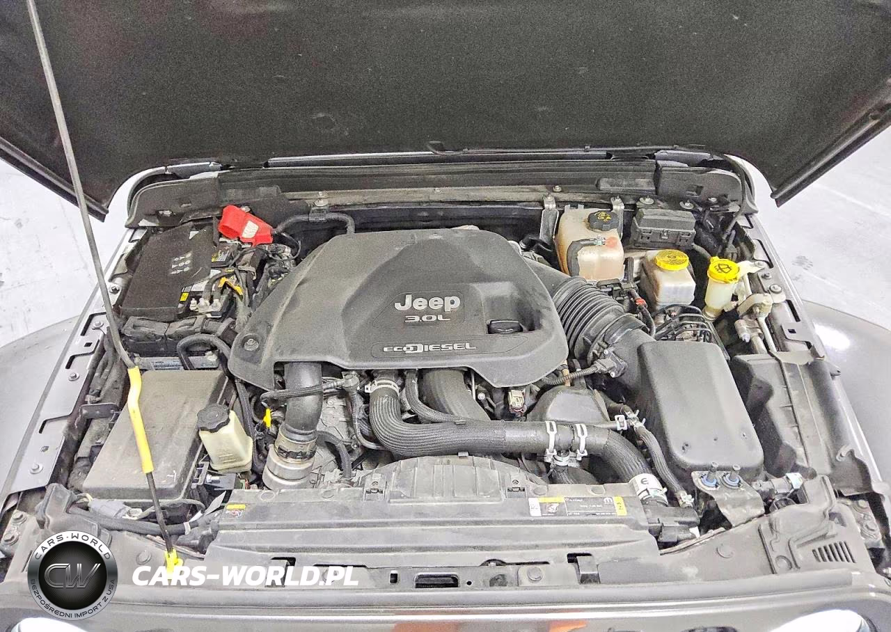 2021 Jeep Wrangler Unlimited Sahara VIN:1C4HJXEM2MW766741 - 12