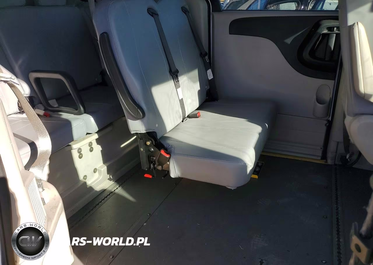 2018 Dodge Grand Caravan Se VIN:2C7WDGBG8JR216707 - 11