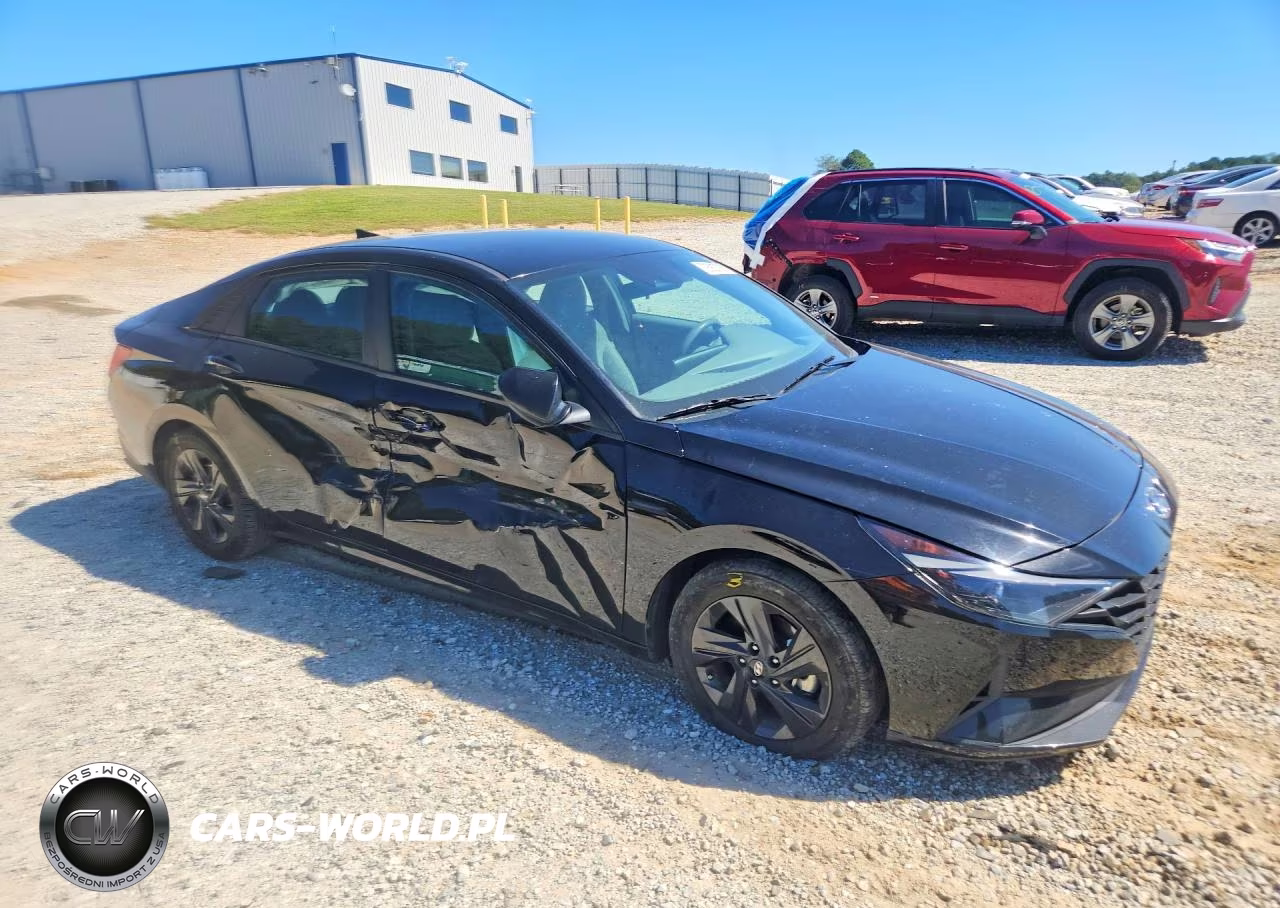 2022 Hyundai Elantra Sel VIN:5NPLS4AG8NH053971 - 4