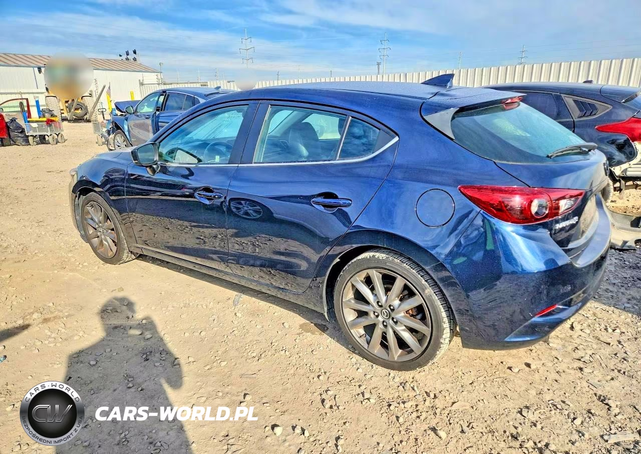 2018 Mazda 3 Grand Touring VIN:3MZBN1M30JM158919 - 2