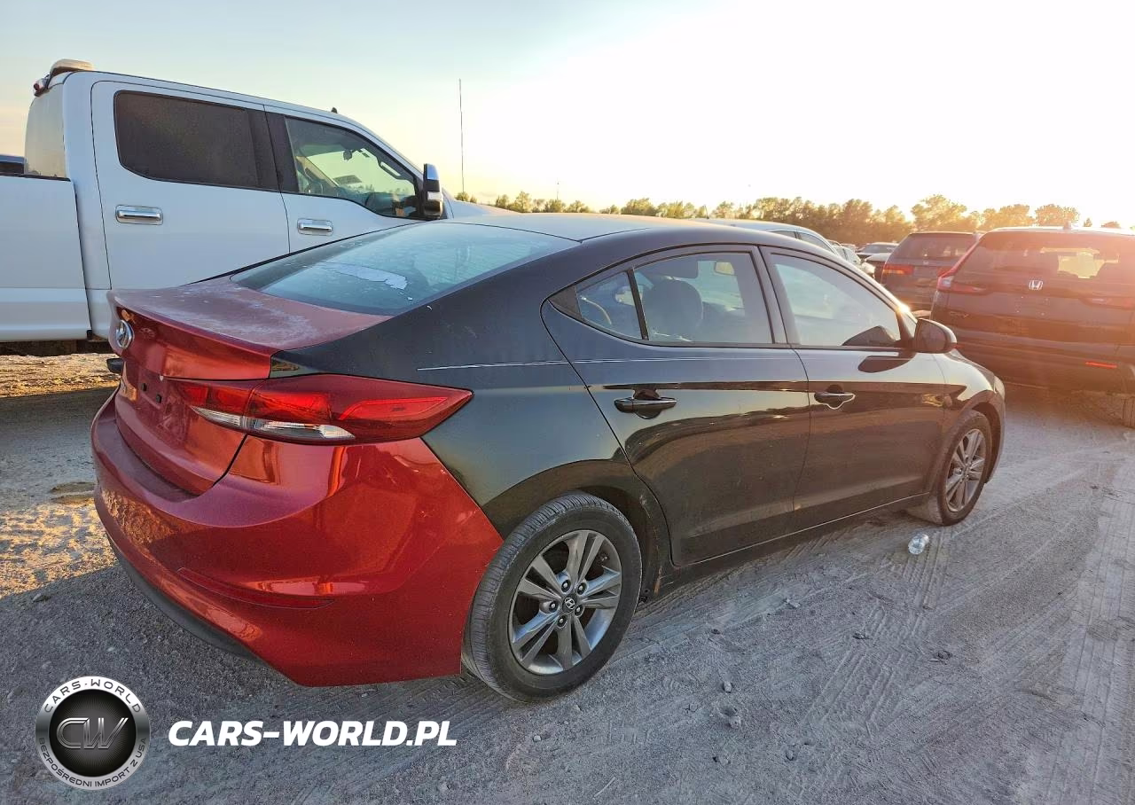 HYUNDAI ELANTRA VIN:5NPD74LF1JH342081 - 3