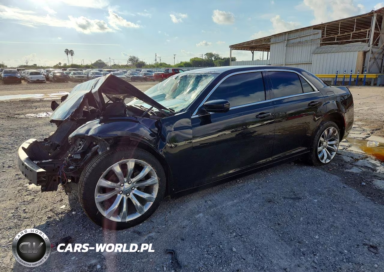 2017 Chrysler 300 Limited