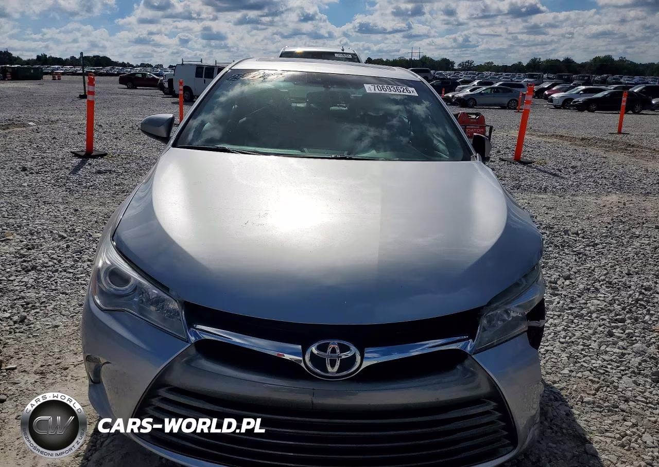 2016 Toyota Camry Xle VIN:4T1BF1FK3GU584639 - 5