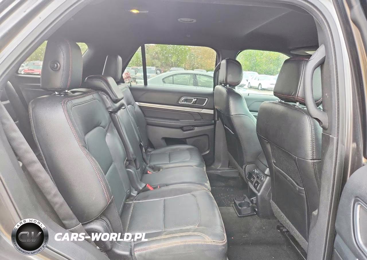 2017 Ford Explorer Sport VIN:1FM5K8GT0HGC13902 - 11