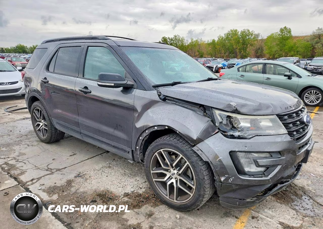 2017 Ford Explorer Sport VIN:1FM5K8GT0HGC13902 - 4