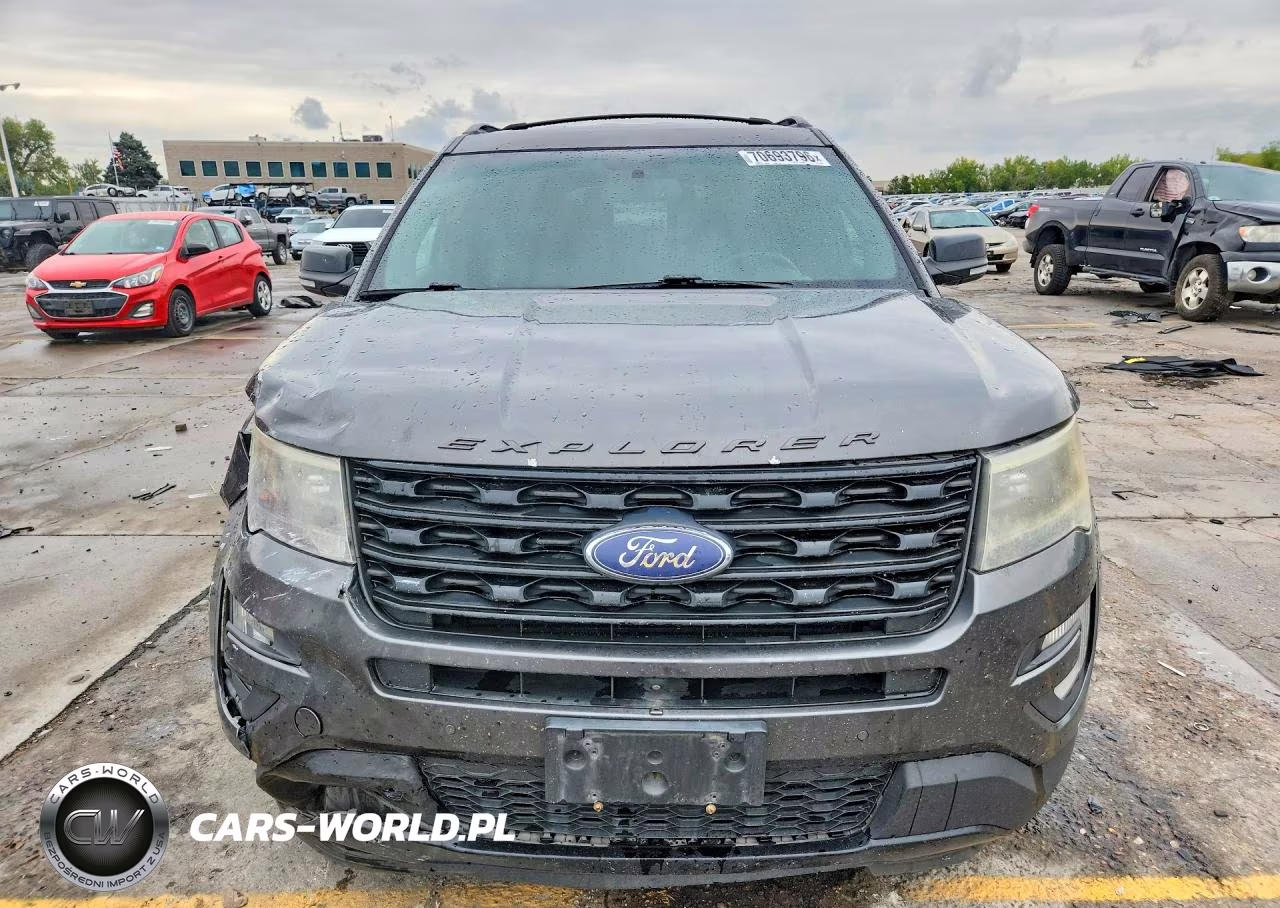 2017 Ford Explorer Sport VIN:1FM5K8GT0HGC13902 - 5