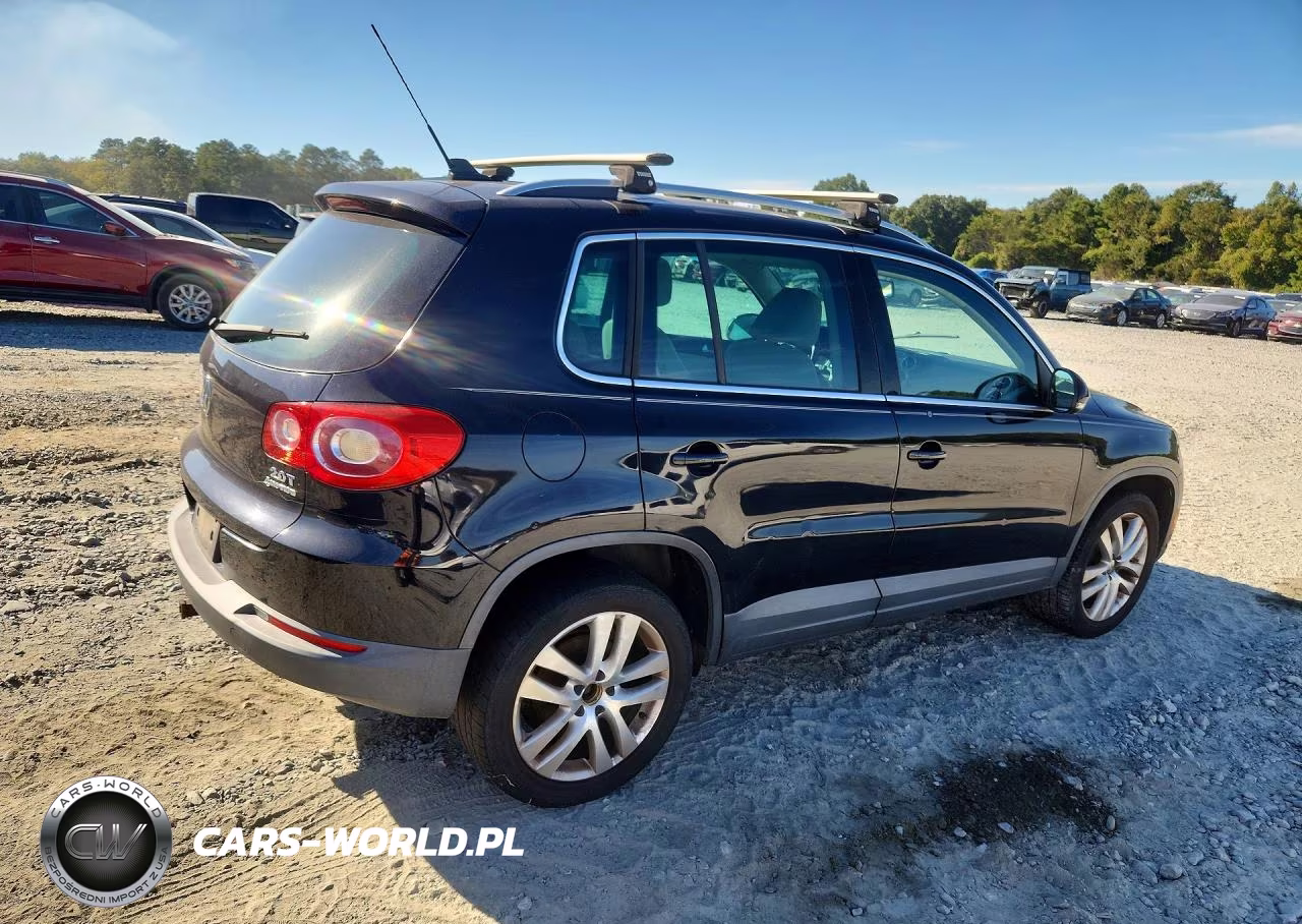 2011 Volkswagen Tiguan S VIN:WVGBV7AX9BW520773 - 3