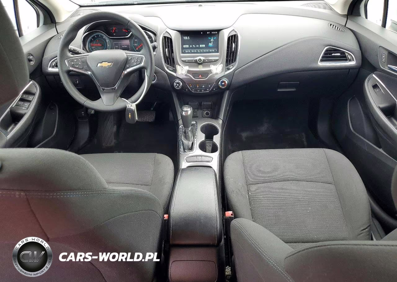 2018 Chevrolet Cruze Lt VIN:1G1BE5SM7J7228215 - 8