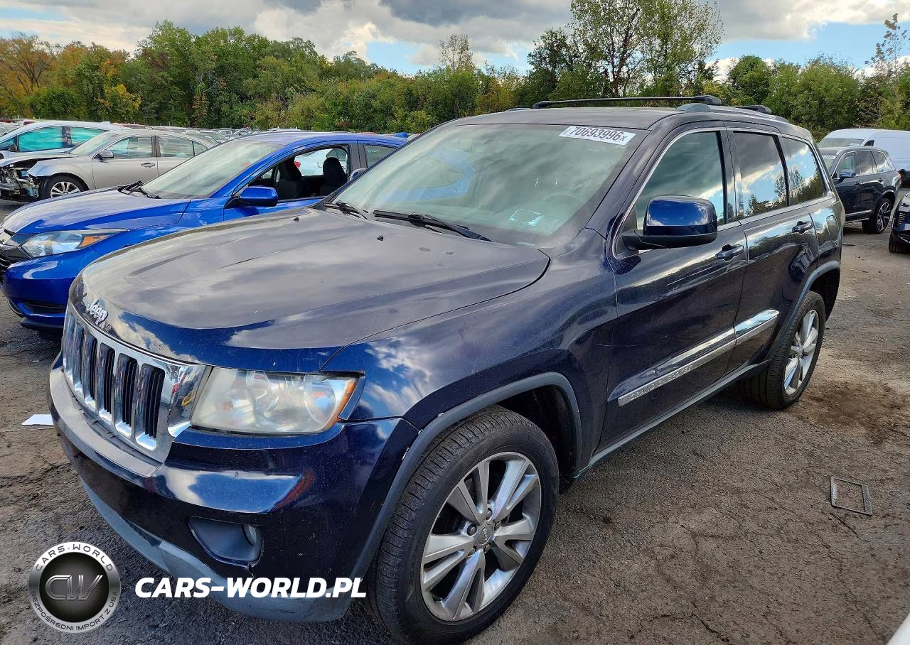2013 Jeep Grand Cherokee Laredo – zdjęcie 1 z 12