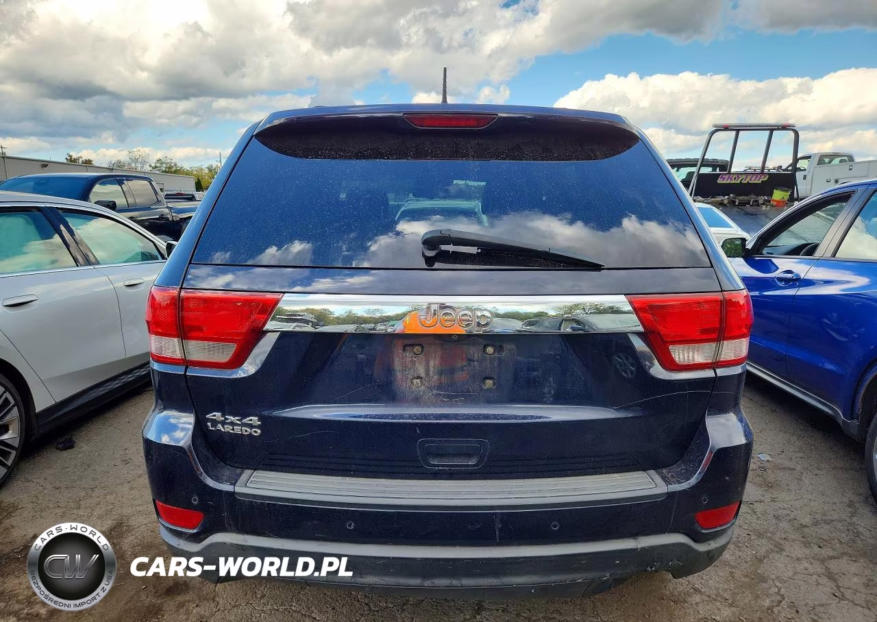 2013 Jeep Grand Cherokee Laredo VIN:1C4RJFAG8DC639783 - 6