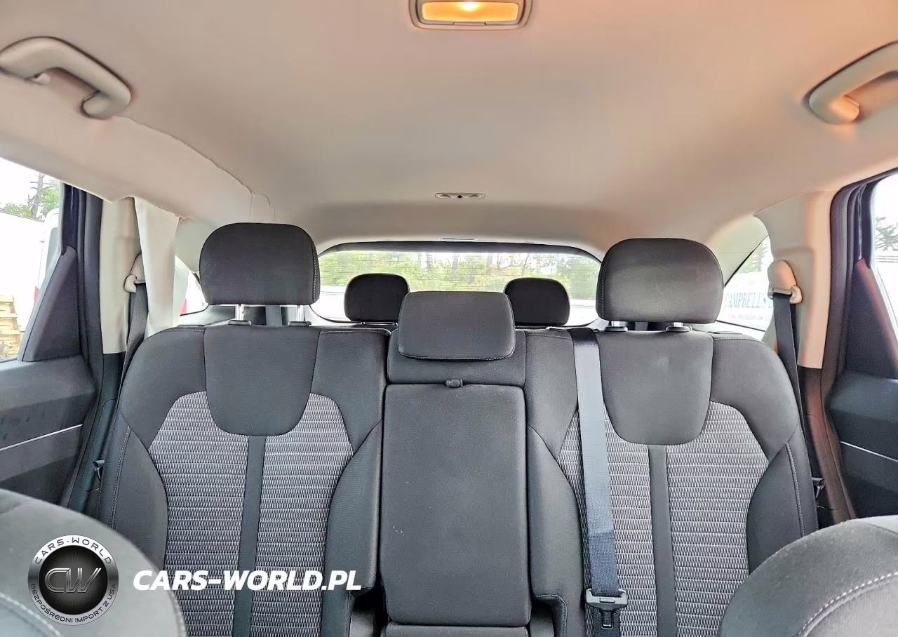 2023 Kia Sorento Lx VIN:5XYRGDLC7PG192845 - 10