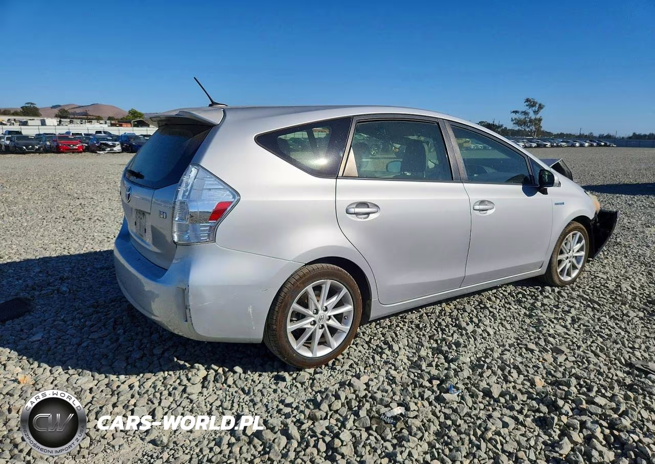 2013 Toyota Prius V Five VIN:JTDZN3EU6D3223542 - 3