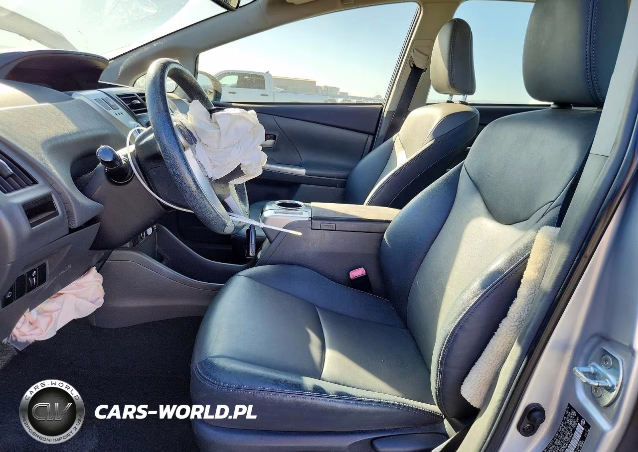 2013 Toyota Prius V Five VIN:JTDZN3EU6D3223542 - 7