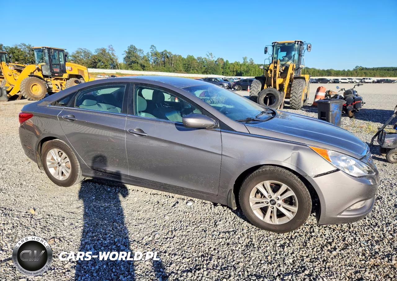 2013 Hyundai Sonata Gls VIN:5NPEB4AC2DH786957 - 4