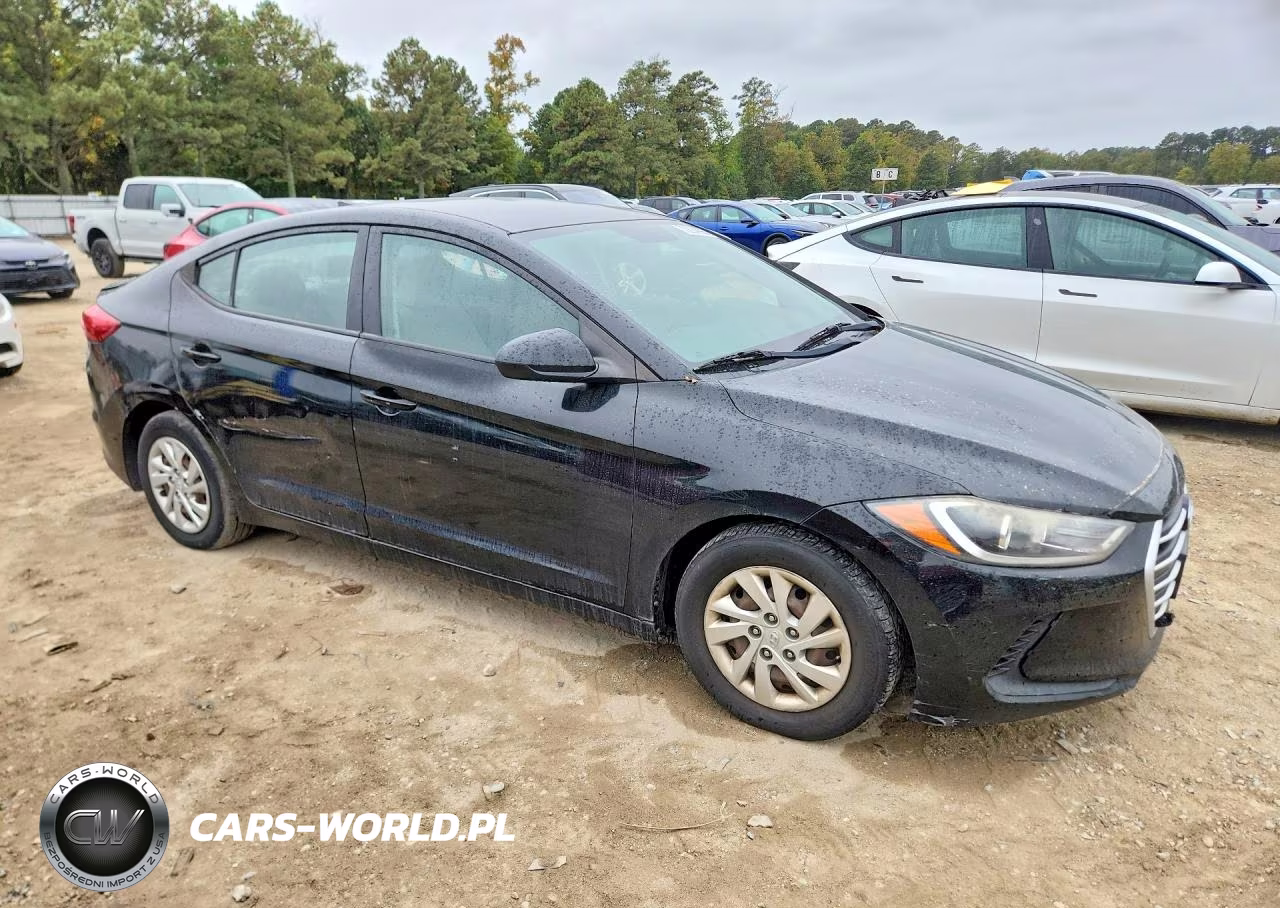 2017 Hyundai Elantra Se VIN:5NPD74LF1HH195965 - 4