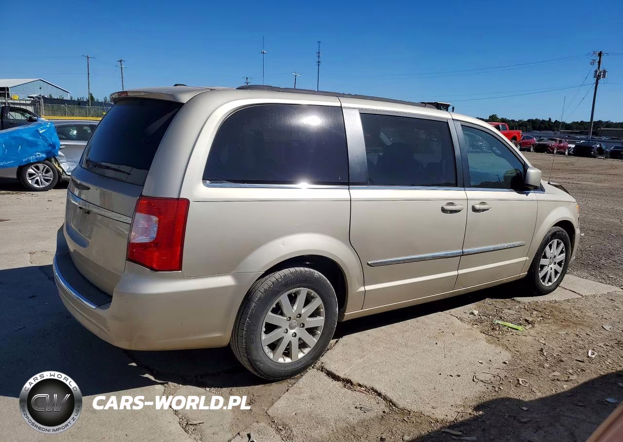 2013 Chrysler Town & Country Touring VIN:2C4RC1BGXDR559131 - 3