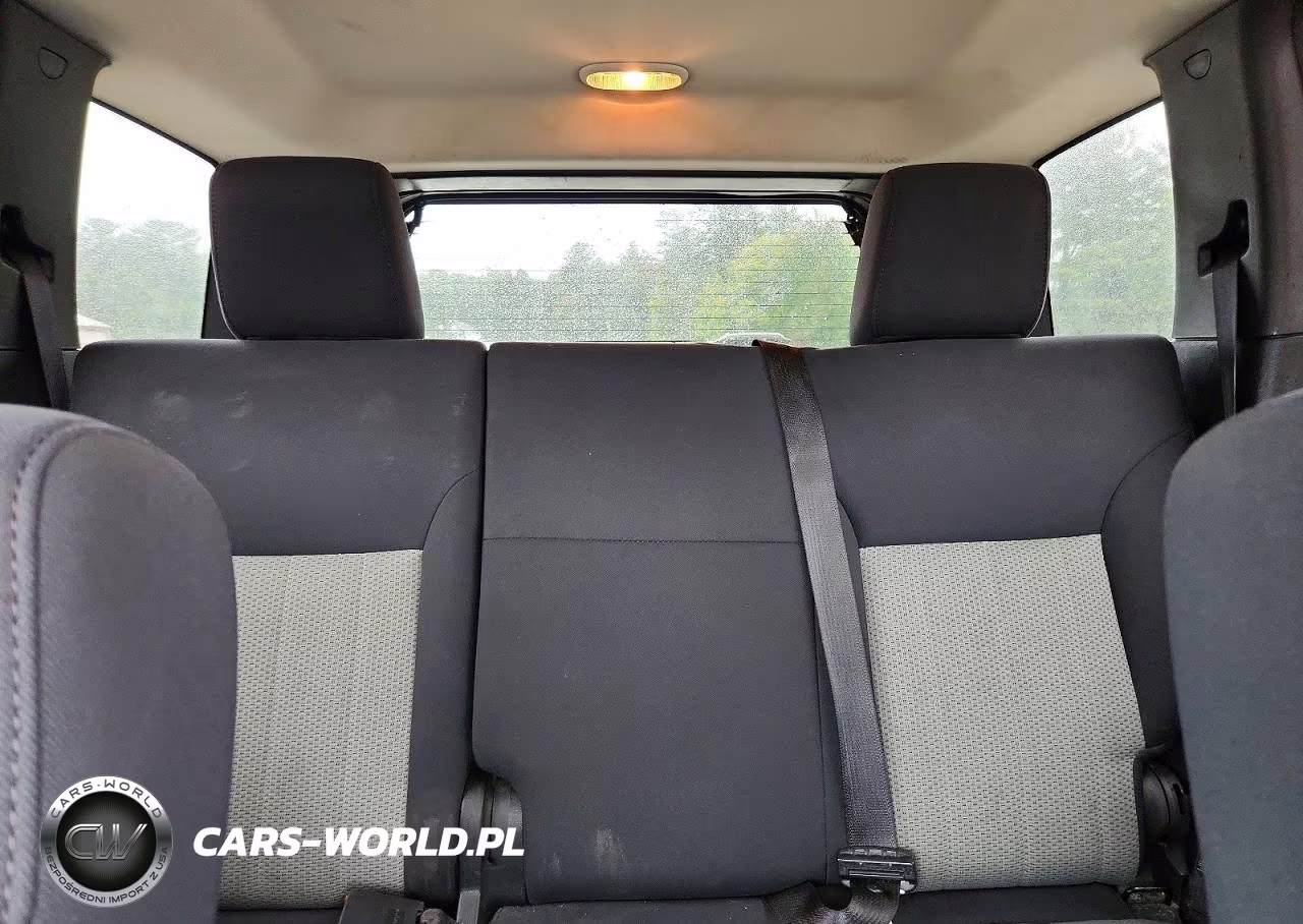 2010 Jeep Liberty Sport VIN:1J4PN2GK6AW154370 - 10