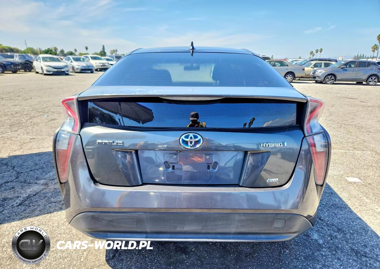 2016 Toyota Prius Two Eco VIN:JTDKARFU8G3005704 - 6